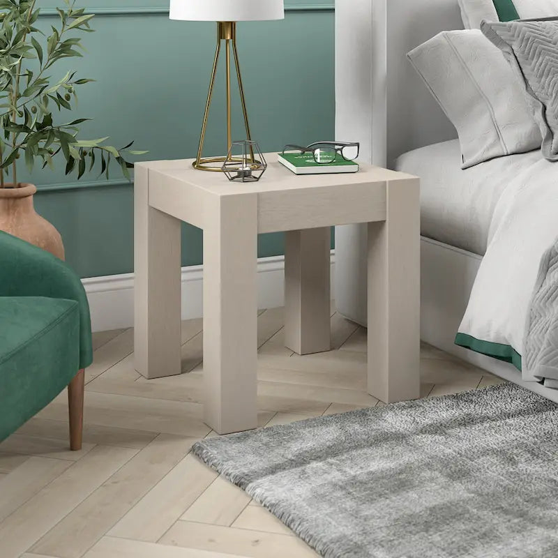 Table d'appoint carrée en MDF de 55,9 cm avec finition aspect bois et pieds à poteaux, aulne blanc / chêne gris vieilli / grain noir