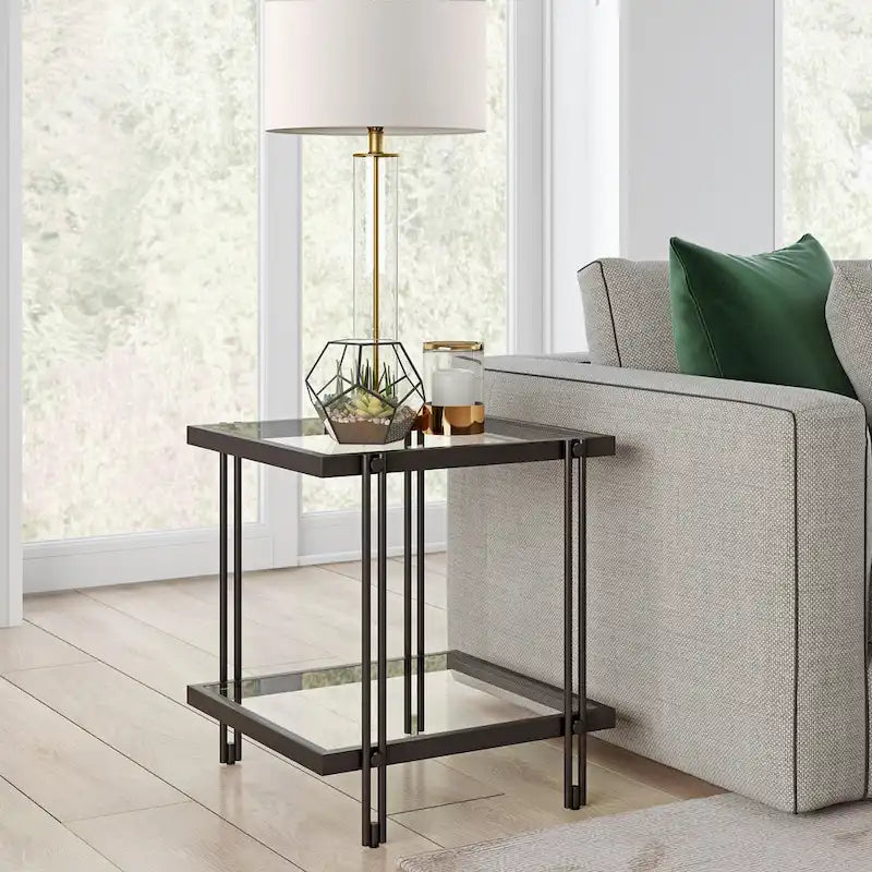 Table d'appoint géométrique en acier et verre avec étagère inférieure, laiton / bronze noirci / noyer laiton