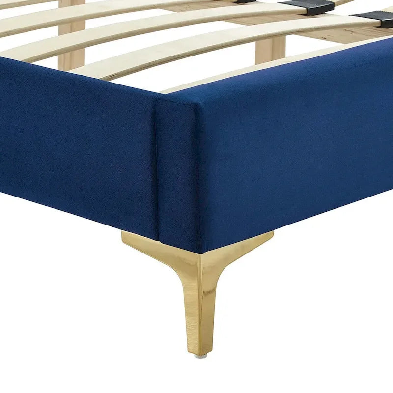 Lit plateforme double en velours capitonné avec pieds en métal doré, bleu / anthracite / rose / blanc