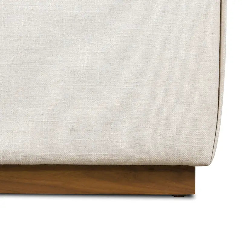 Ottoman en cuir italien pleine fleur avec table coulissante en placage de noyer, blanc bouleau / havane / tan sénoufo